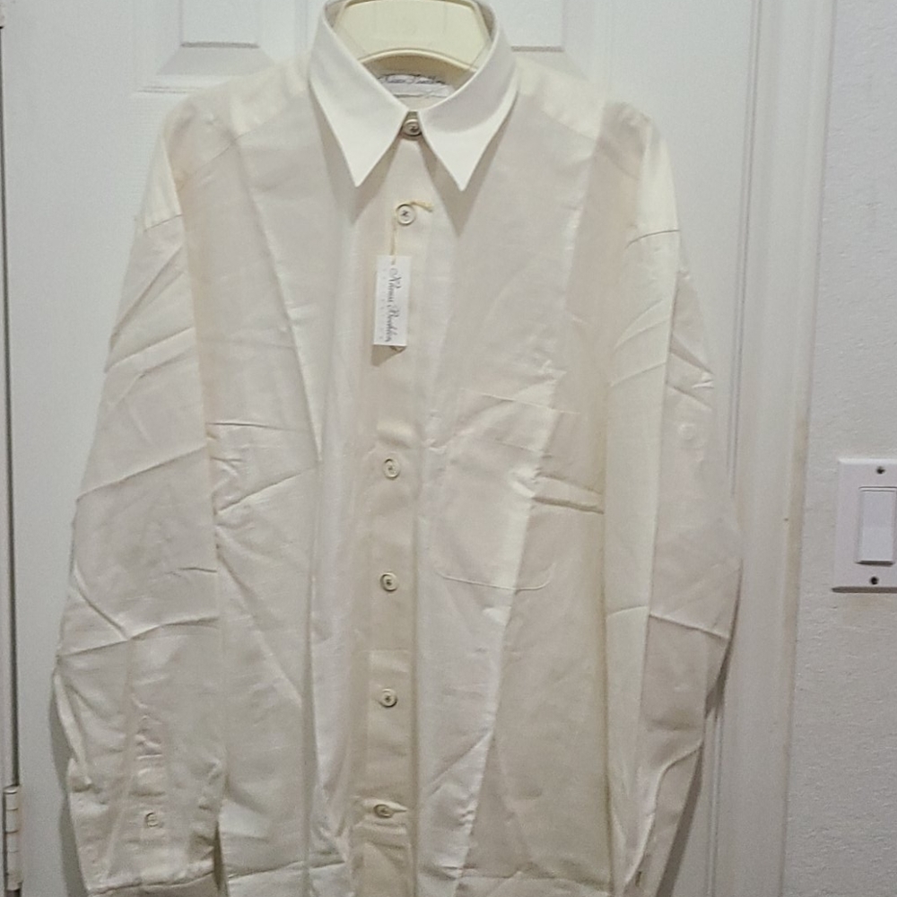 High-end dress shirt